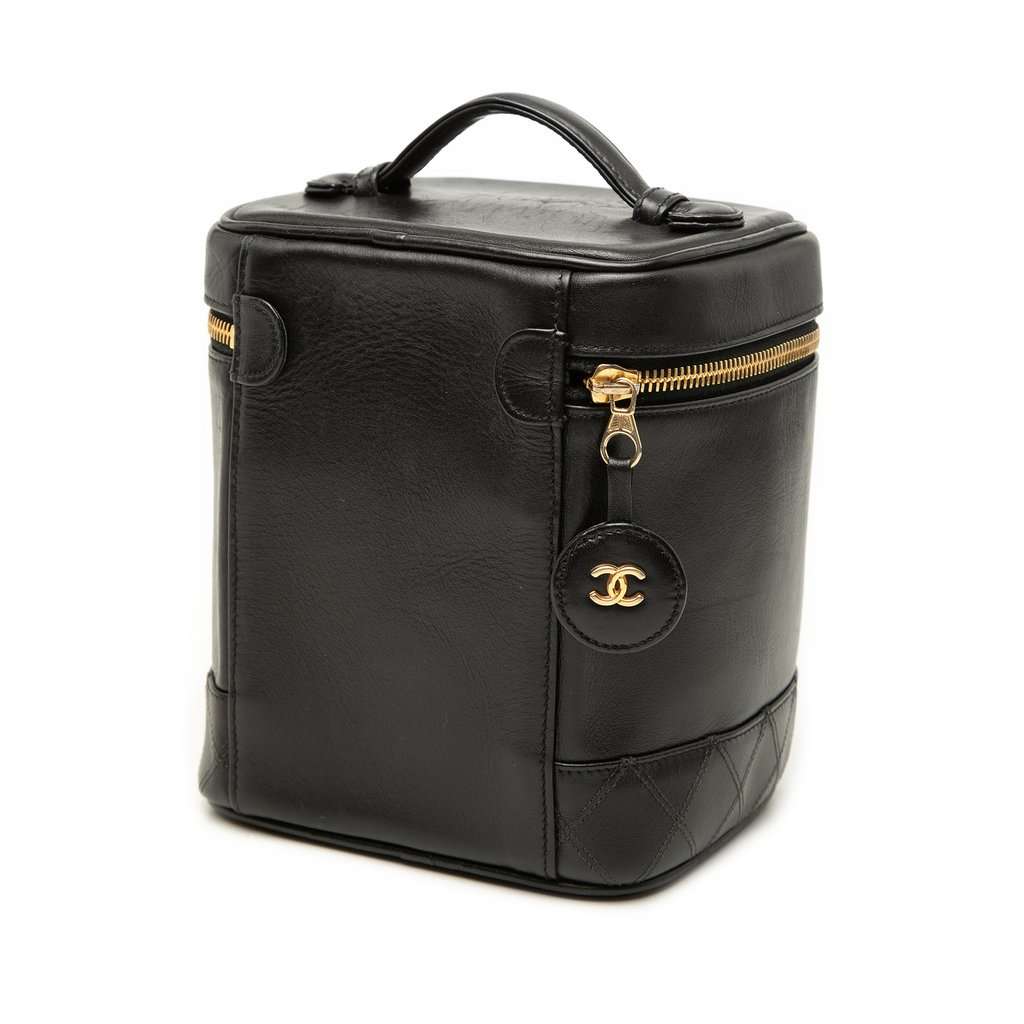 Chanel CC Lambskin Vanity Case Black Leather Very good - Back View