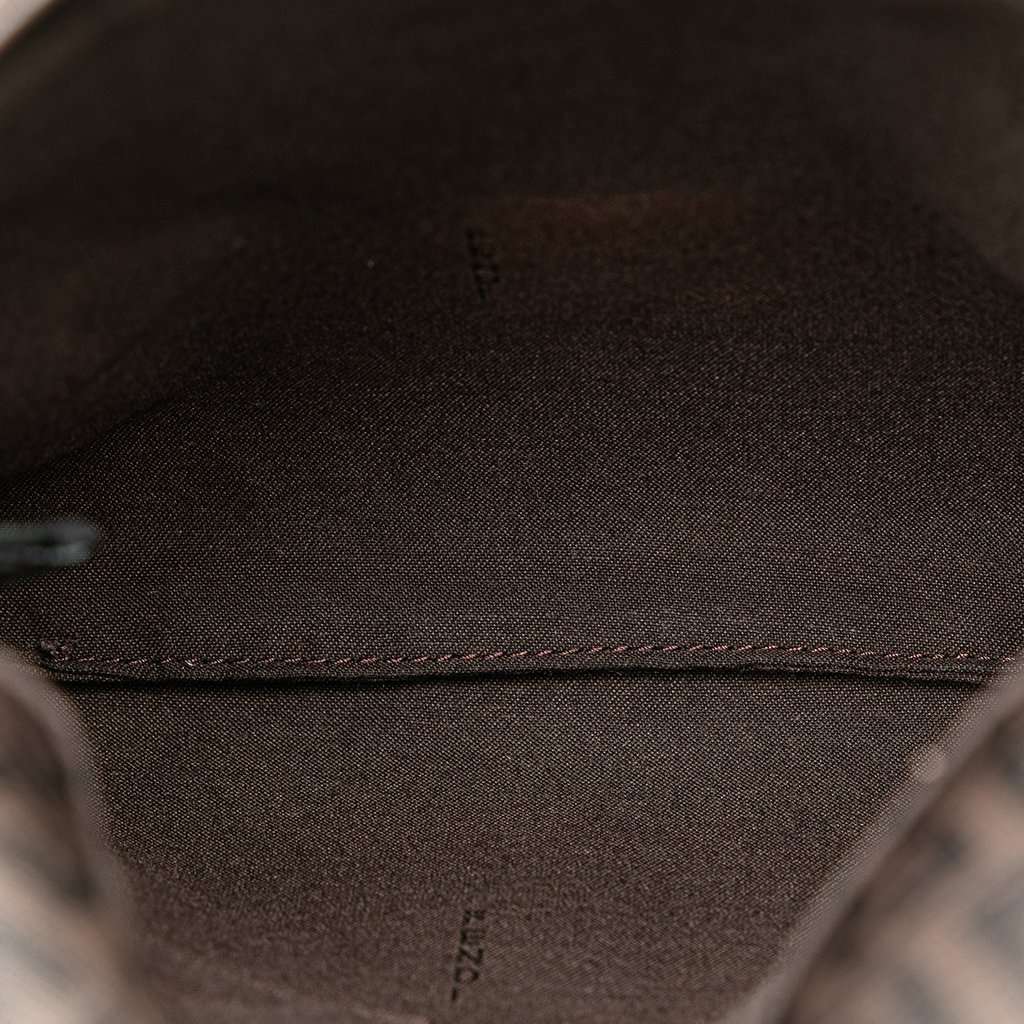 Fendi Zucchino Spalmati Crossbody Brown Very good - Model View