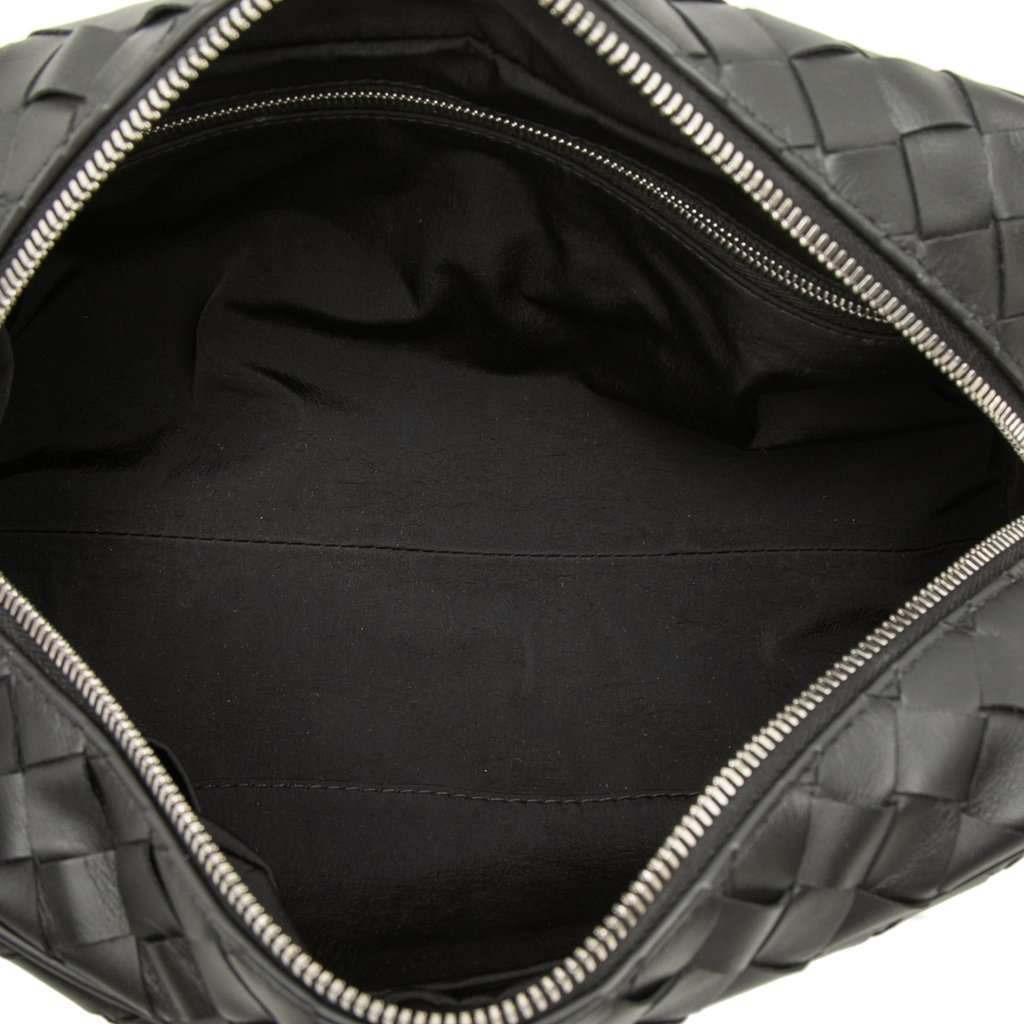 Bottega Veneta Nappa Intrecciato Travel Pouch Black Leather Very good condition - Model View