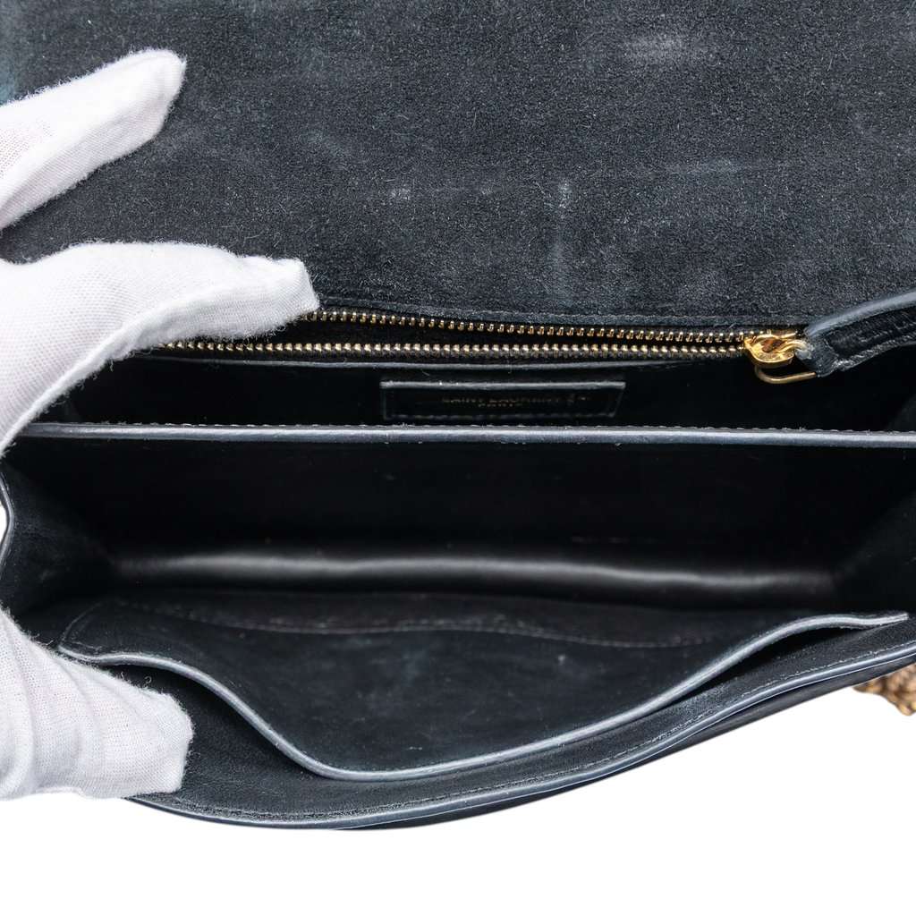 Saint Laurent Shiny Croc Embossed Calfskin Monogram Cassandra Chain Wallet Black Leather Very good condition - Model View