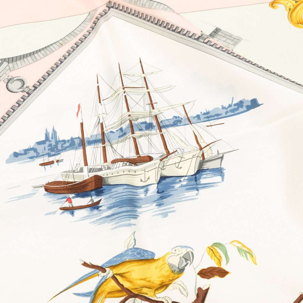 Hermès Bordeaux Porte Oceane Silk Scarf 90 Pink Very good condition - Box View