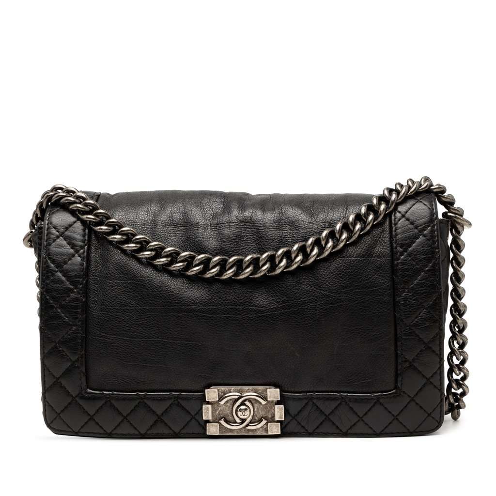 Chanel Medium Calfskin Boy Reverso Flap Black Leather Very good condition - Front View