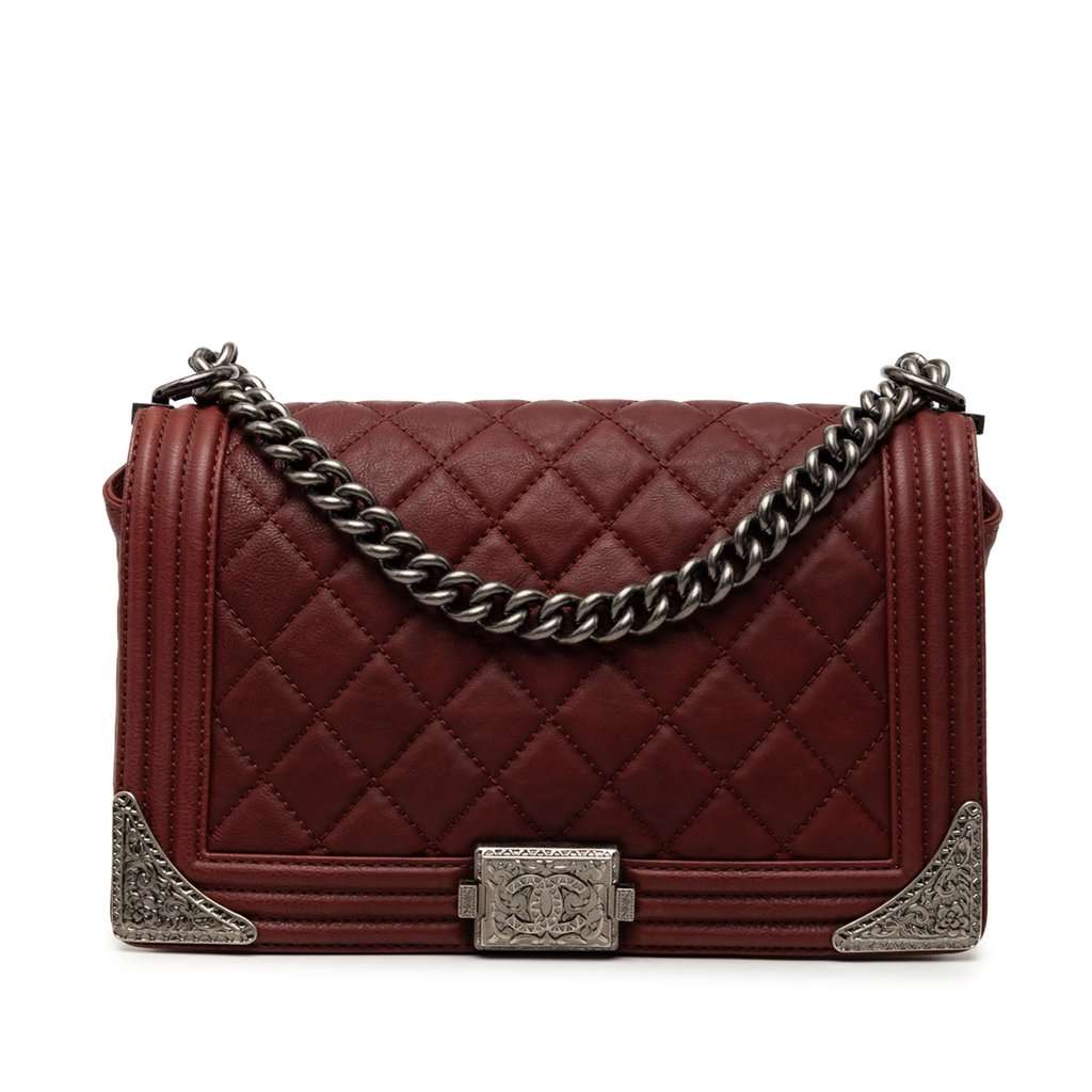 Chanel Paris Dallas Medium Quilted Calfskin Cowboy Boy Flap Red Leather Very good condition - Front View