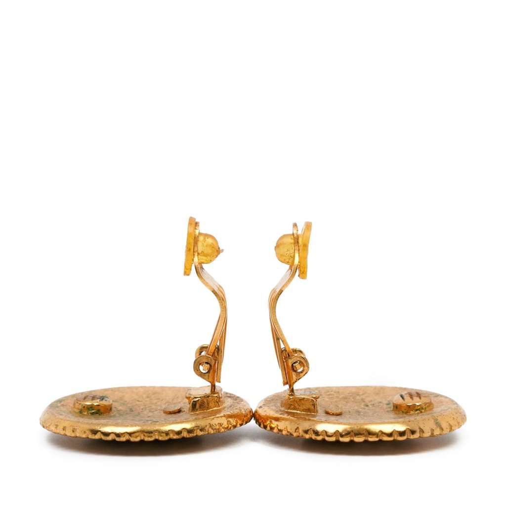 Chanel CC Gold Plated Round Clip On Earrings Gold Metal Very good - Inside View