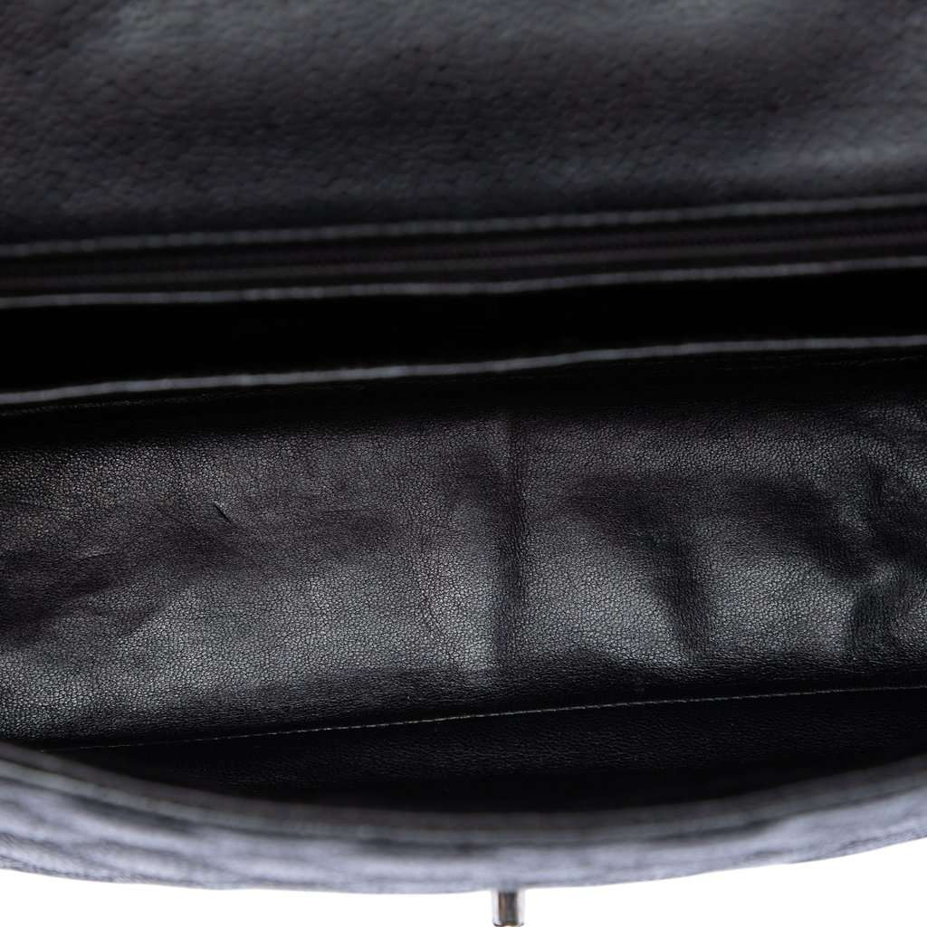 Chanel Jumbo Classic Caviar Single Flap Black Leather Very good - Model View