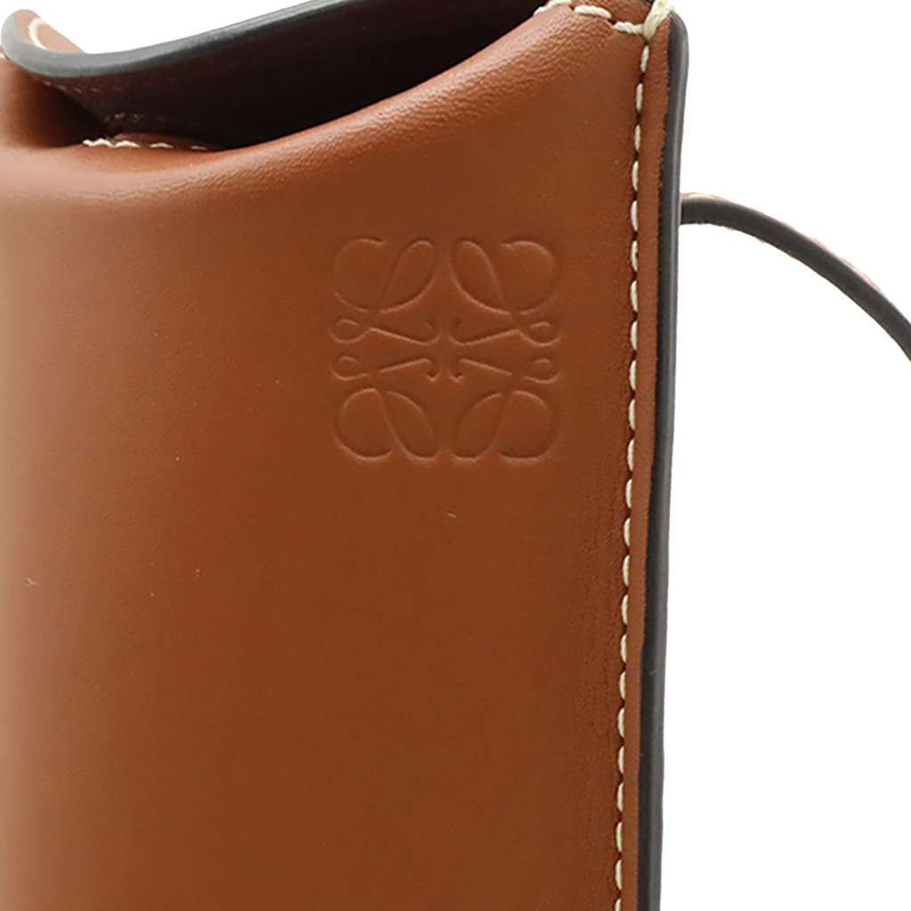 LOEWE Leather Gate Pocket Crossbody Brown Leather Very good condition - Model View