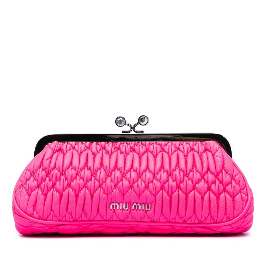 Miu Miu Matelasse Nappa Kiss Lock Frame Clutch Pink Leather Very good condition - Front View