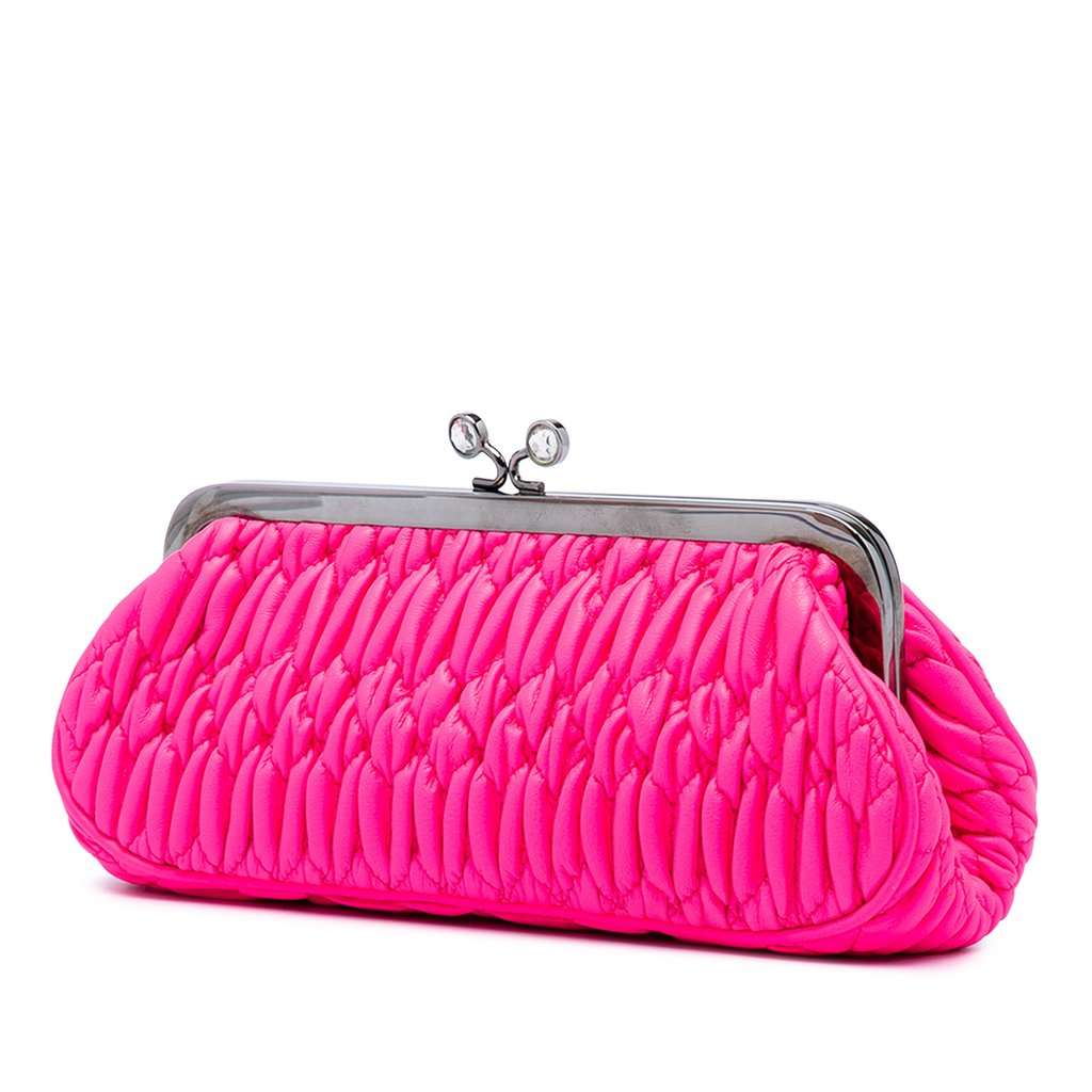 Miu Miu Matelasse Nappa Kiss Lock Frame Clutch Pink Leather Very good condition - Back View