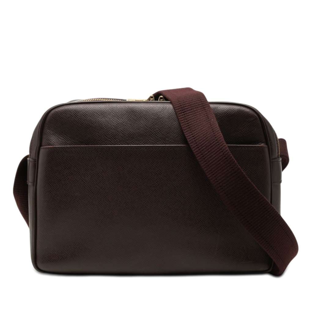 Louis Vuitton Taiga Reporter PM Red Leather Very good condition - Front View