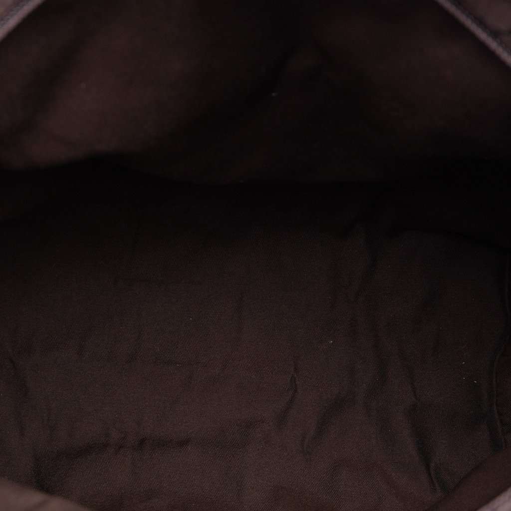Gucci GG Canvas Tote Brown Very good condition - Model View