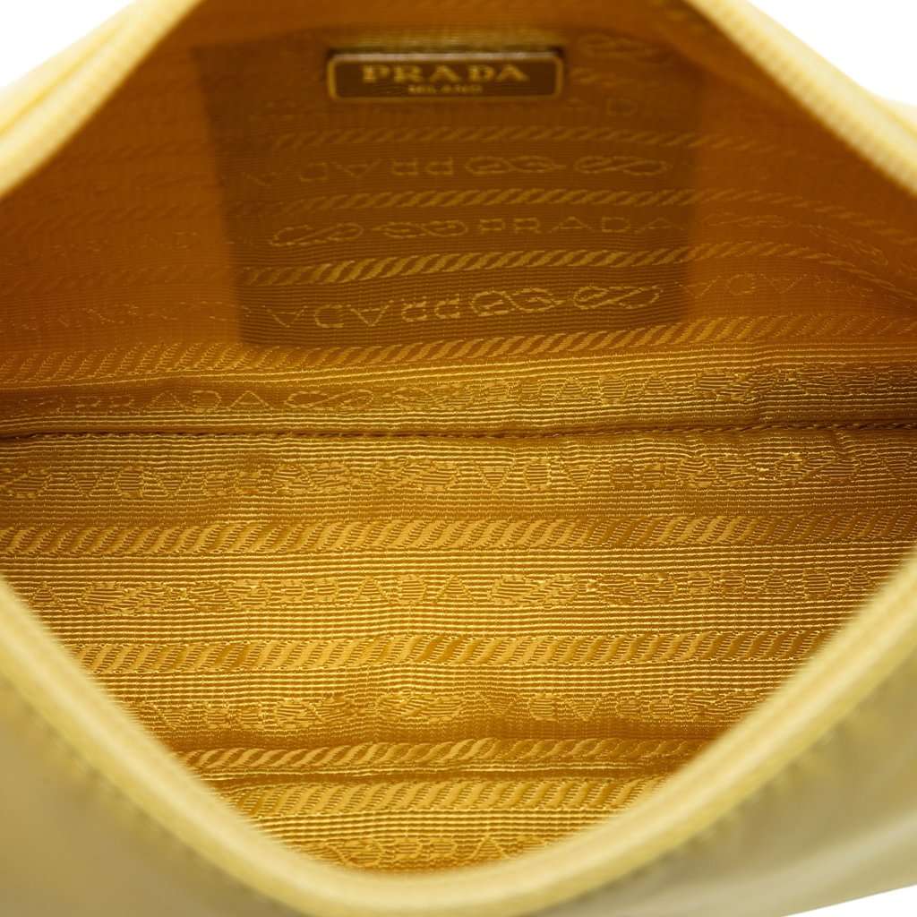 Prada Mini Tessuto Re Edition 2000 Shoulder Bag Yellow Very good condition - Model View