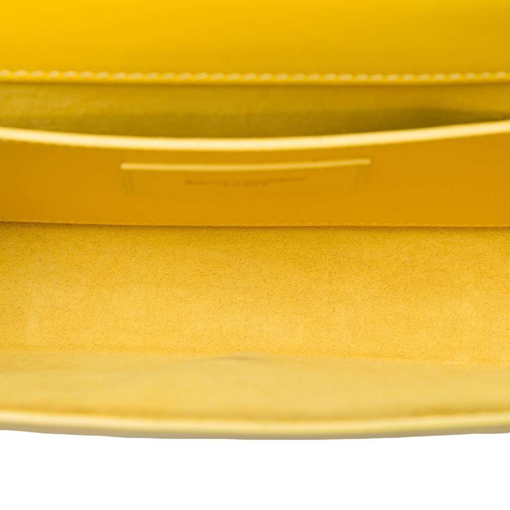 Saint Laurent Smooth Leather Cassandre Clutch Yellow Leather Very good - Model View