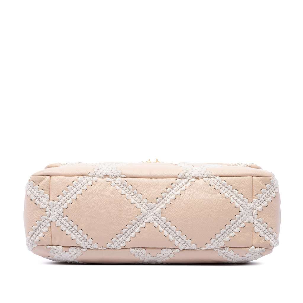 Chanel Large Crochet Calfskin 19 Flap Beige Leather Very good condition - Inside View