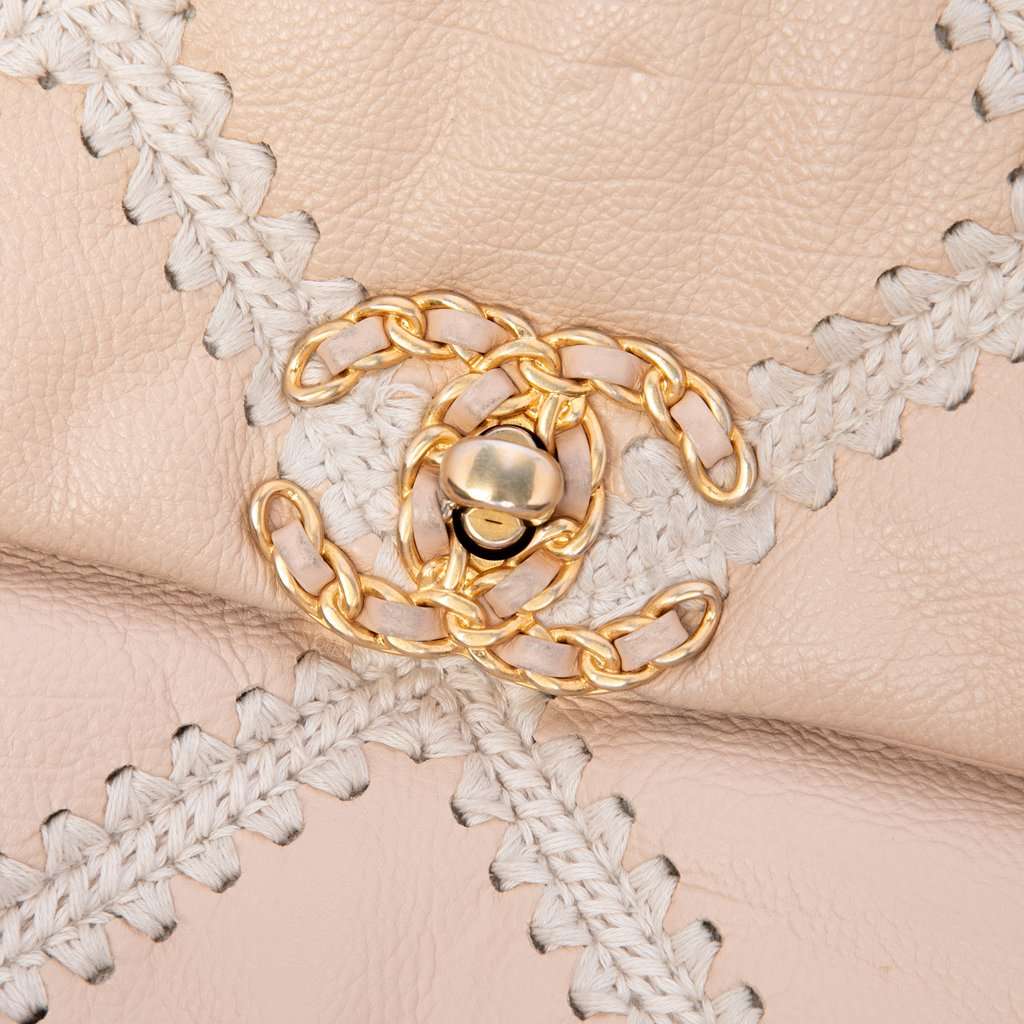 Chanel Large Crochet Calfskin 19 Flap Beige Leather Very good condition - Box View