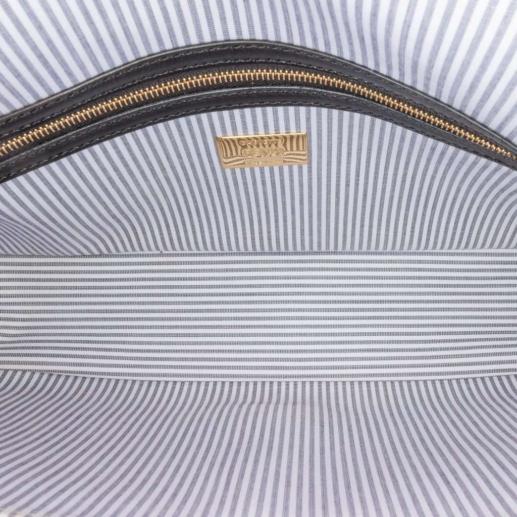 Fendi Striped Jersey Baguette Satchel White Very good condition - Model View