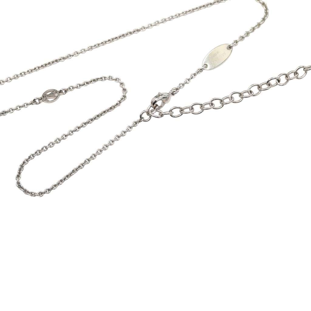 Louis Vuitton Brass Essential V Supple Necklace Silver Metal Very good condition - Model View