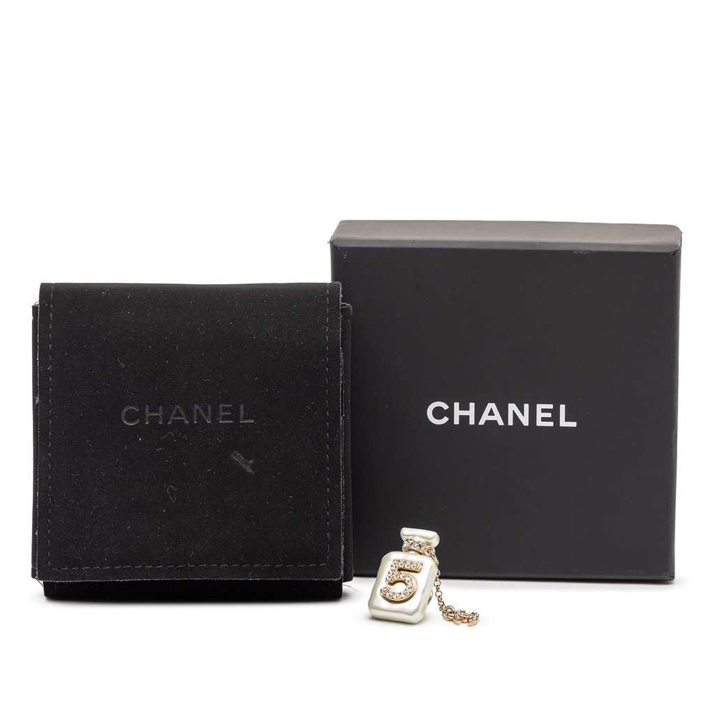 Chanel CC Resin Gold Plated Rhinestone No. 5 Perfume Bottle Brooch White Plastic Very good - Model View