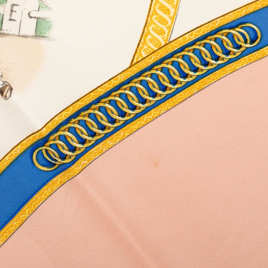 Hermès Ecole Francaise d Equitation Silk Scarf 90 White Very good condition - Box View