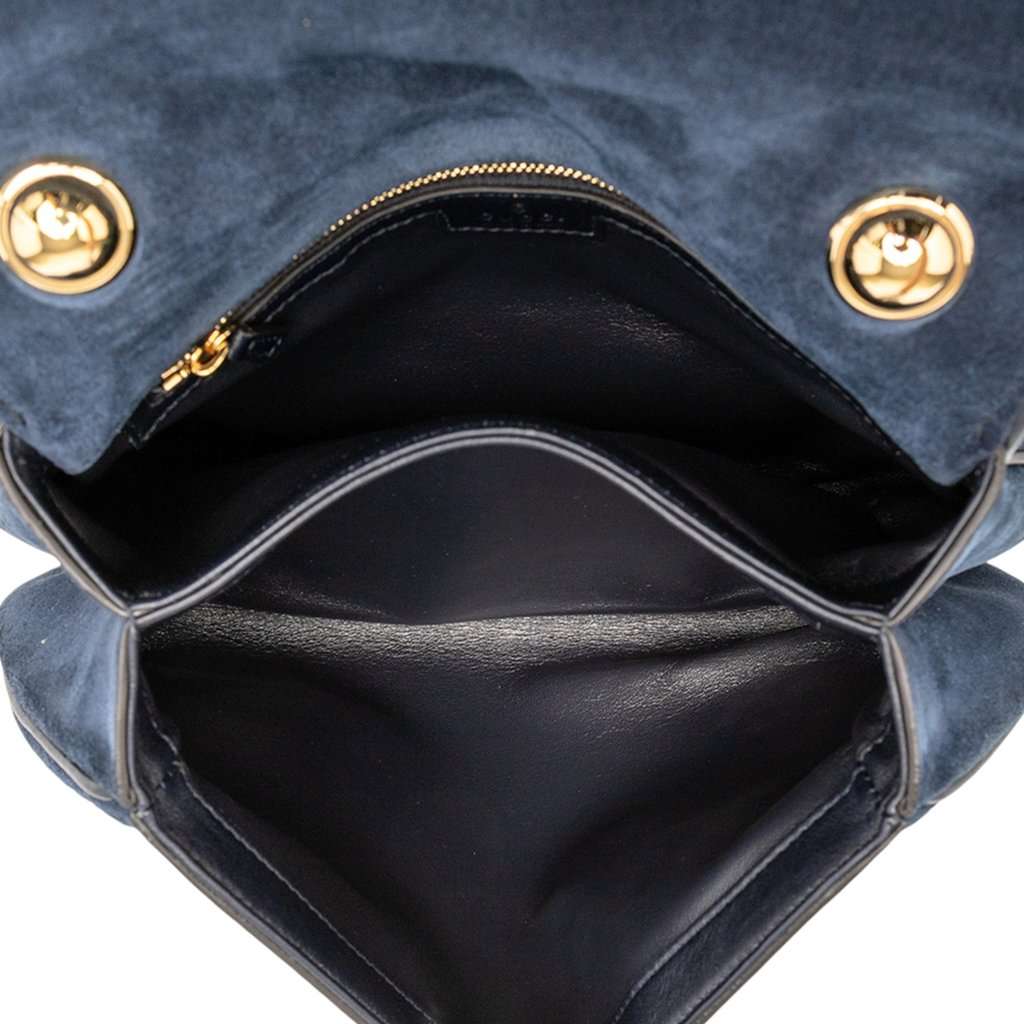 Gucci Medium Suede Blondie Crossbody Blue Leather Very good - Model View