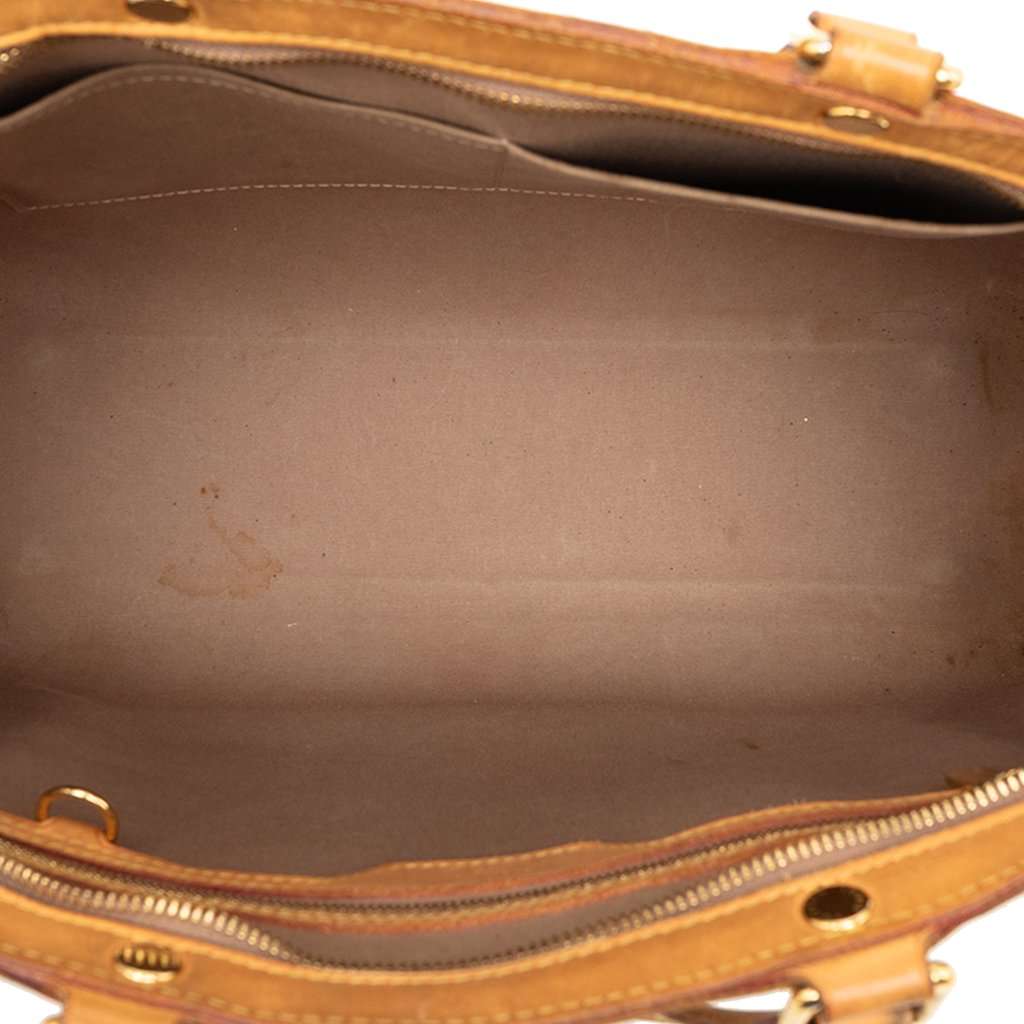 Louis Vuitton Monogram Vernis Brea MM Gold Leather Good condition - Model View