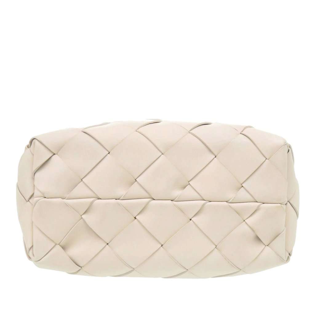 Bottega Veneta Lambskin Maxi Intrecciato Cabat Tote 30 White Leather Very good condition - Inside View