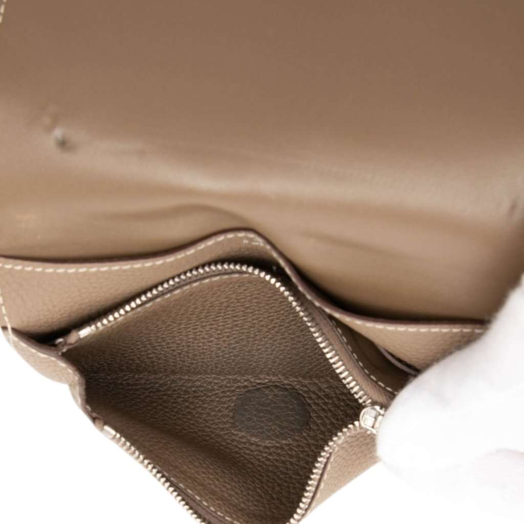 Hermès Togo Dogon Compact Wallet Brown Leather Very good condition - Model View