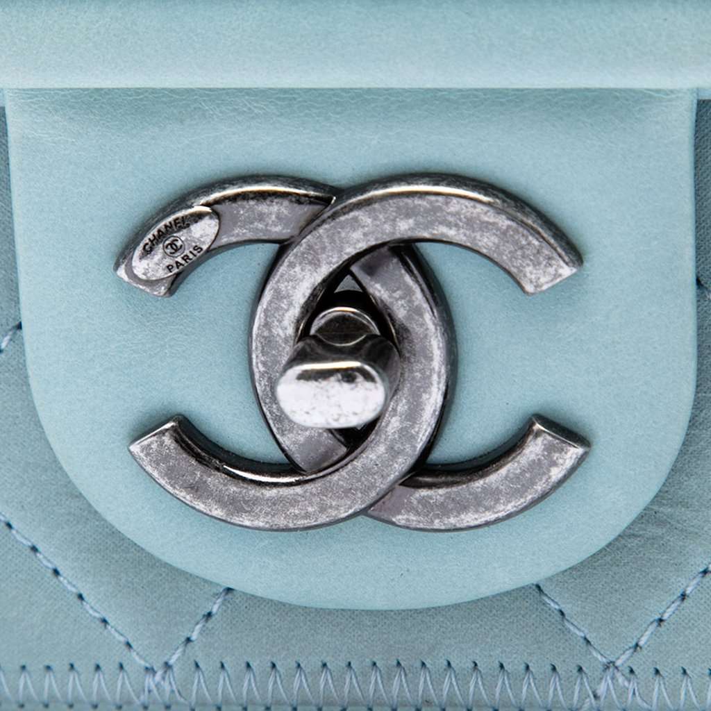 Chanel CC Quilted Calfskin Single Flap Blue Leather Very good condition - Box View