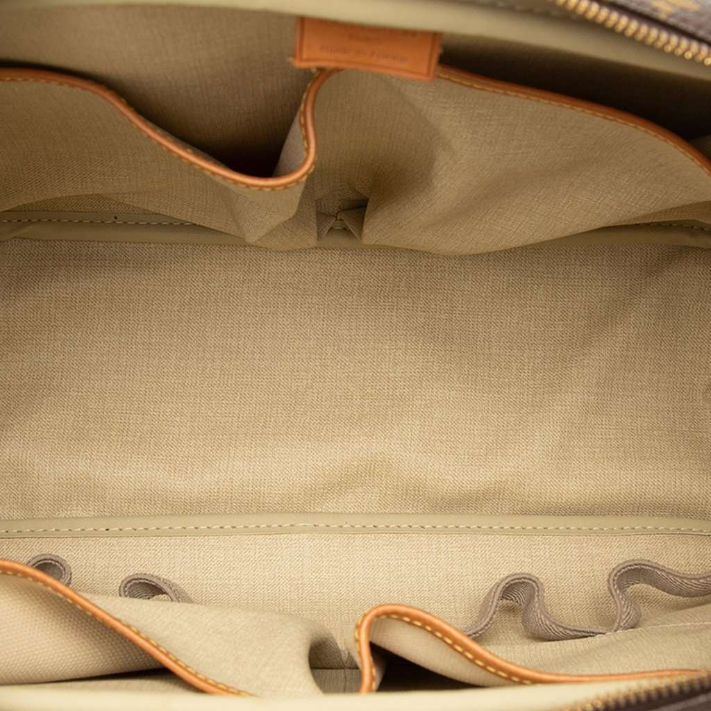 Louis Vuitton Monogram Deauville Brown Very good - Model View