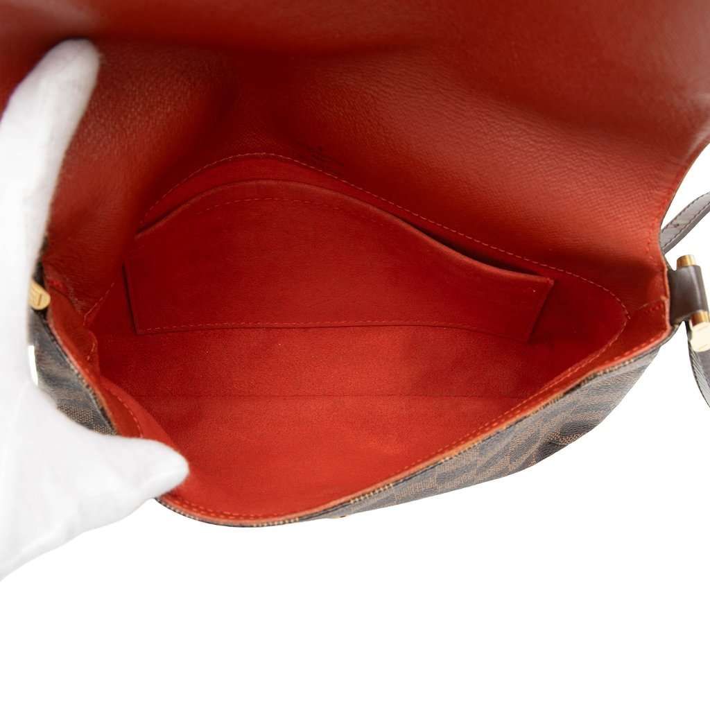 Louis Vuitton Damier Ebene Musette Tango Long Strap Brown Very good - Model View