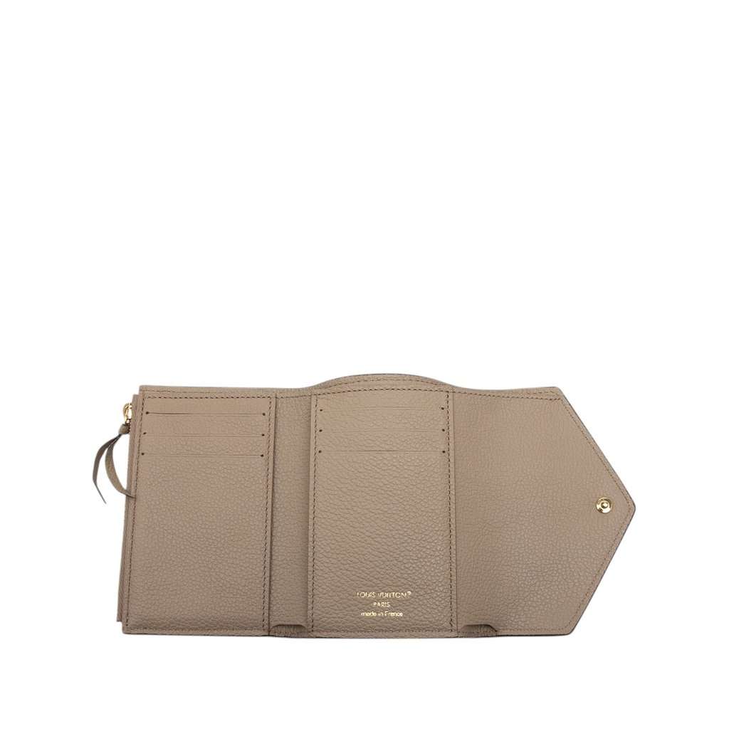 Louis Vuitton Monogram Empreinte Giant Victorine Wallet Beige Leather Very good - Model View