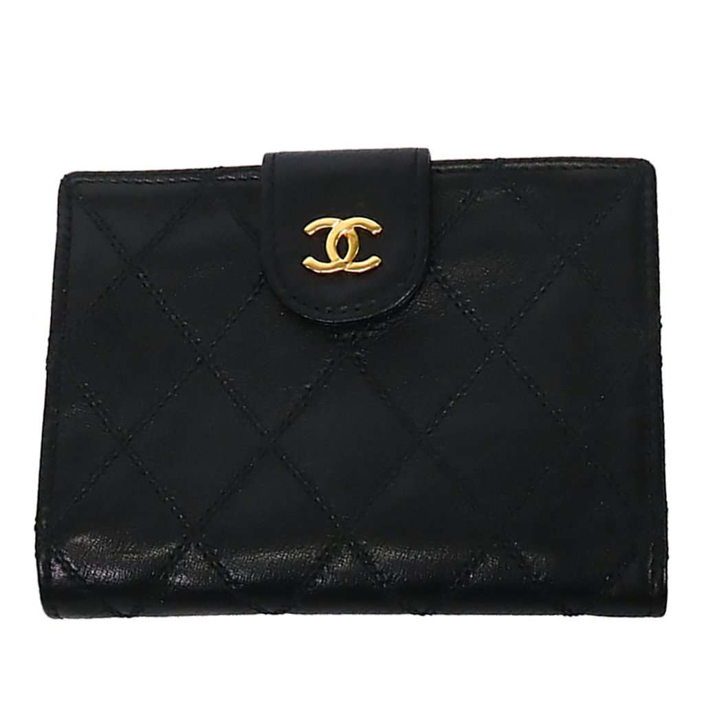 Chanel CC Quilted Lambskin Bifold Compact Wallet Black Leather Very good condition - Front View