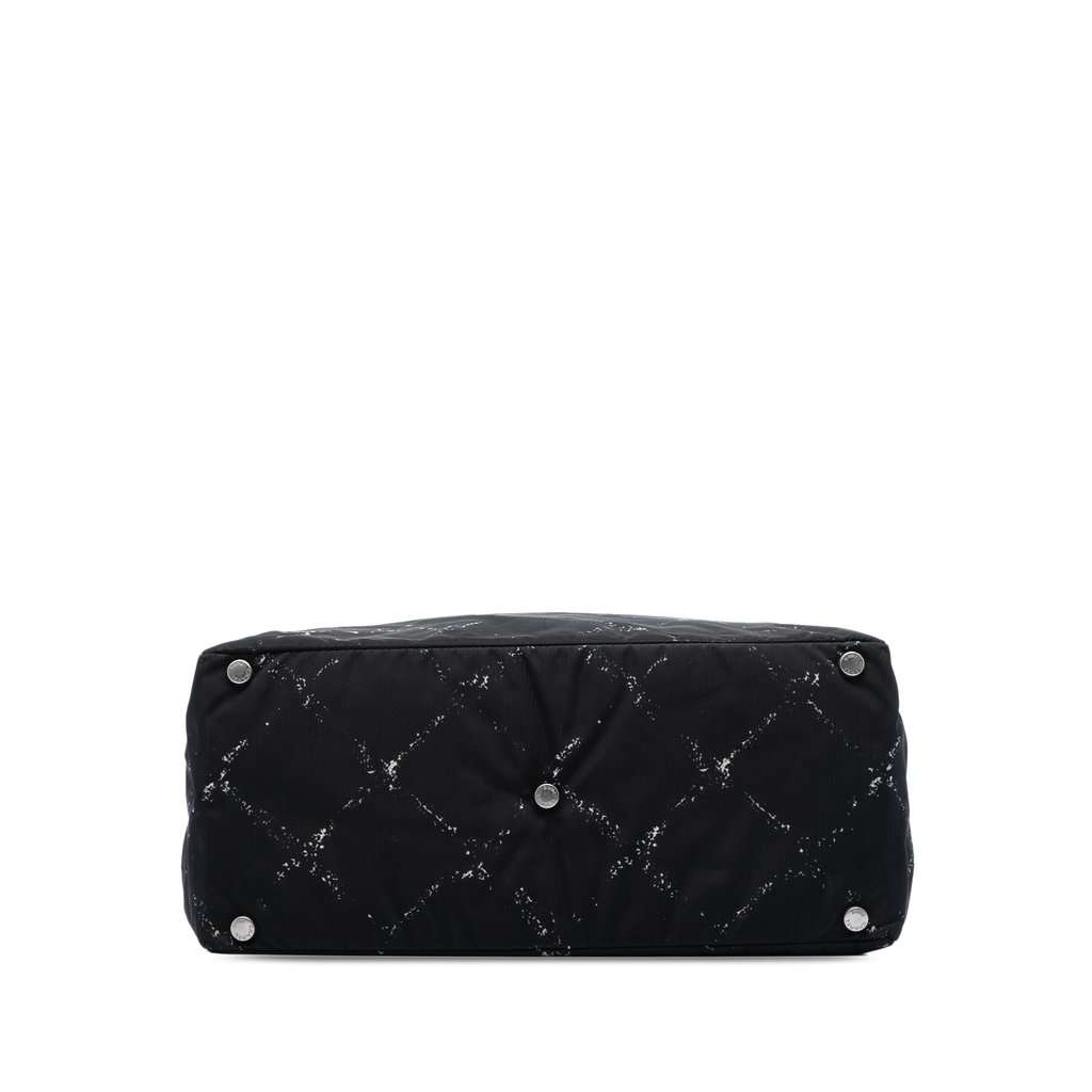 Chanel Old Travel Line Nylon Tote Black Very good condition - Inside View