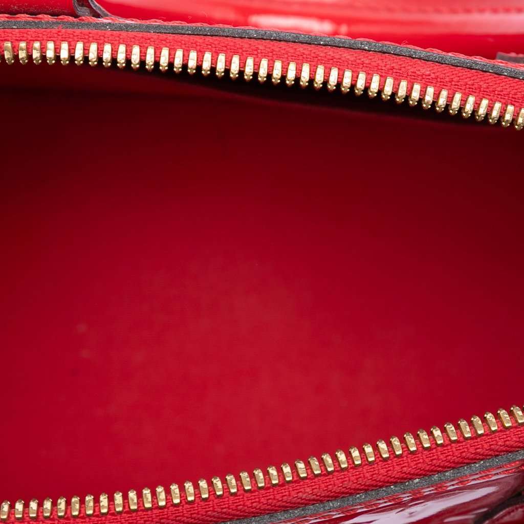 Louis Vuitton Monogram Vernis Alma BB Red Leather Very good condition - Model View