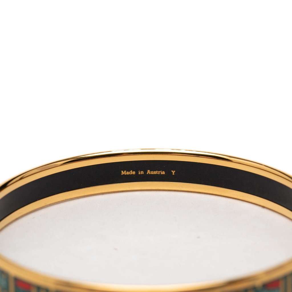 Hermès Narrow Cloisonne Enamel Bangle 62 Red Very good - Model View