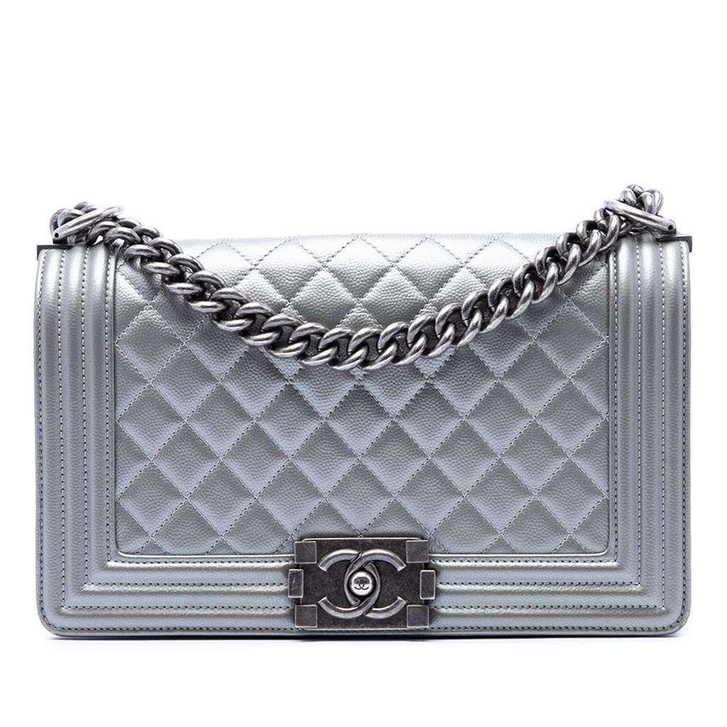 Chanel Old Medium Quilted Metallic Caviar Boy Flap Silver Leather Very good condition - Front View