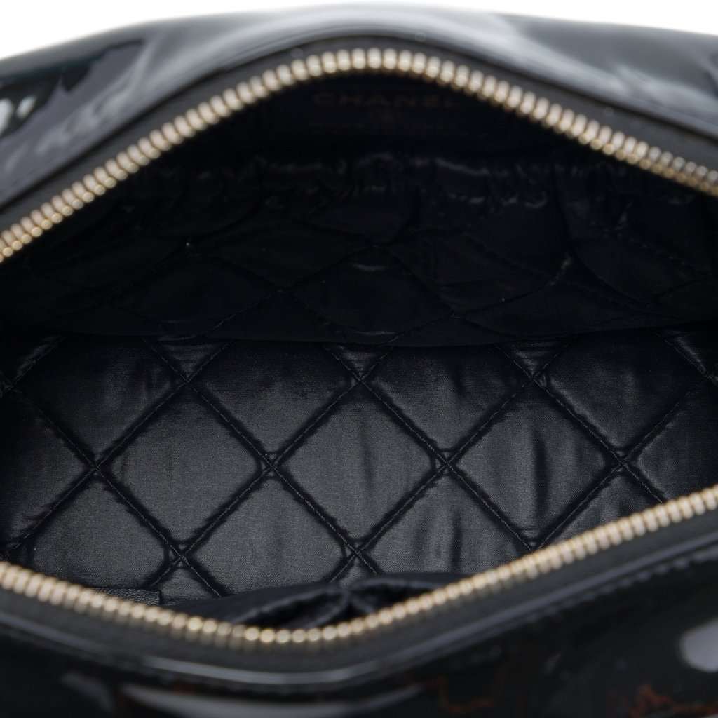 Chanel CC Quilted Patent Cosmetic Pouch Black Leather Very good - Model View