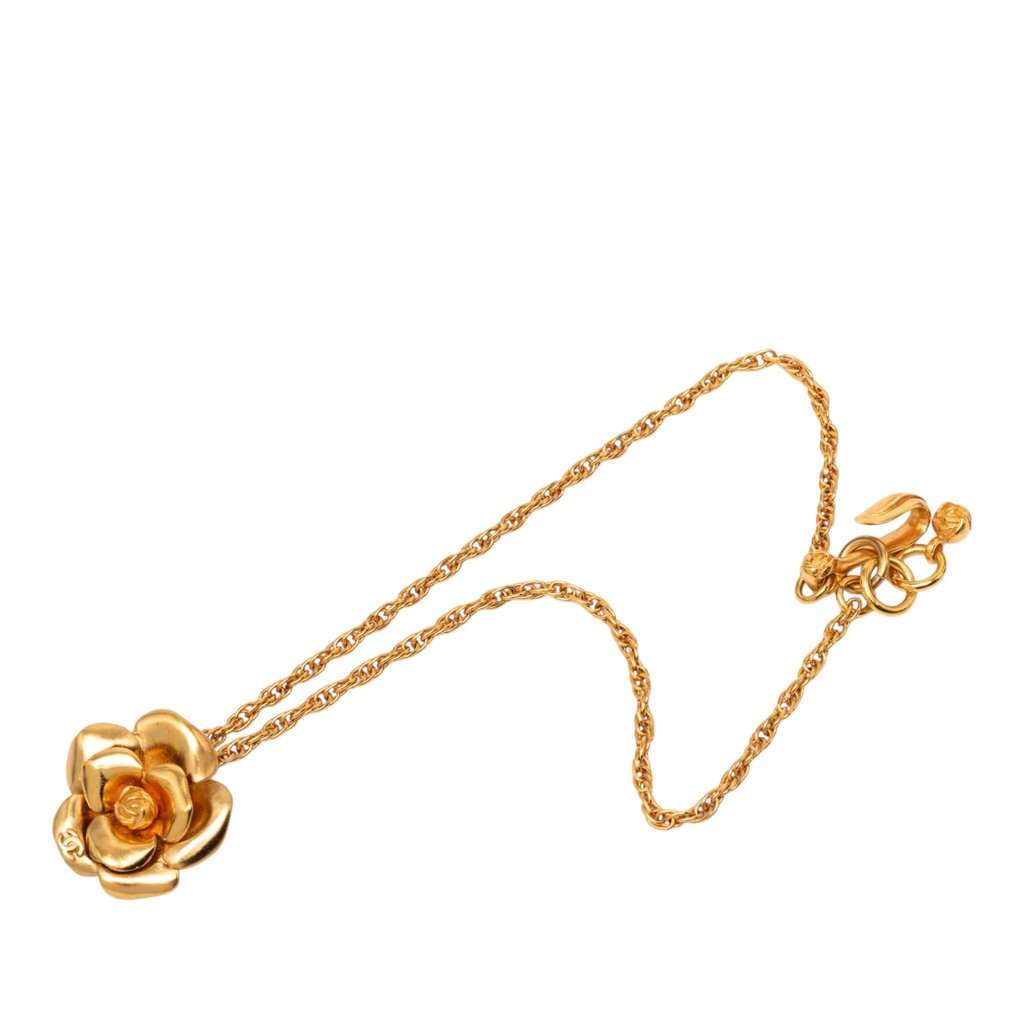 Chanel CC Gold Plated Camellia Pendant Necklace Gold Metal Very good condition - Front View