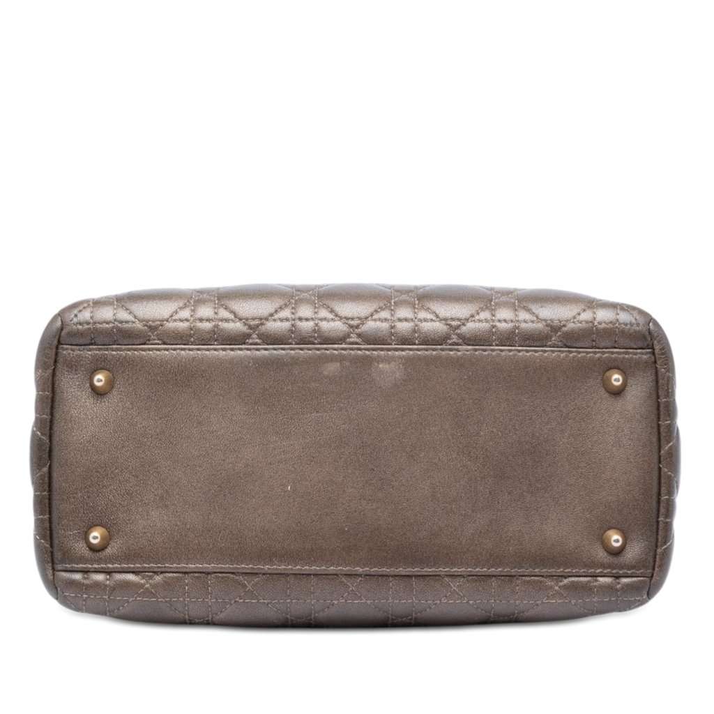 Dior Medium Metallic Lambskin Cannage Lady Dior Brown Leather Very good condition - Inside View