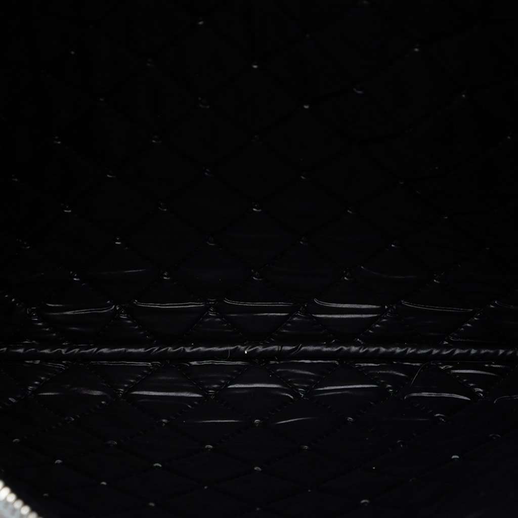 Chanel Large Quilted Nylon Fluo Boy O Case Clutch Black Very good condition - Model View