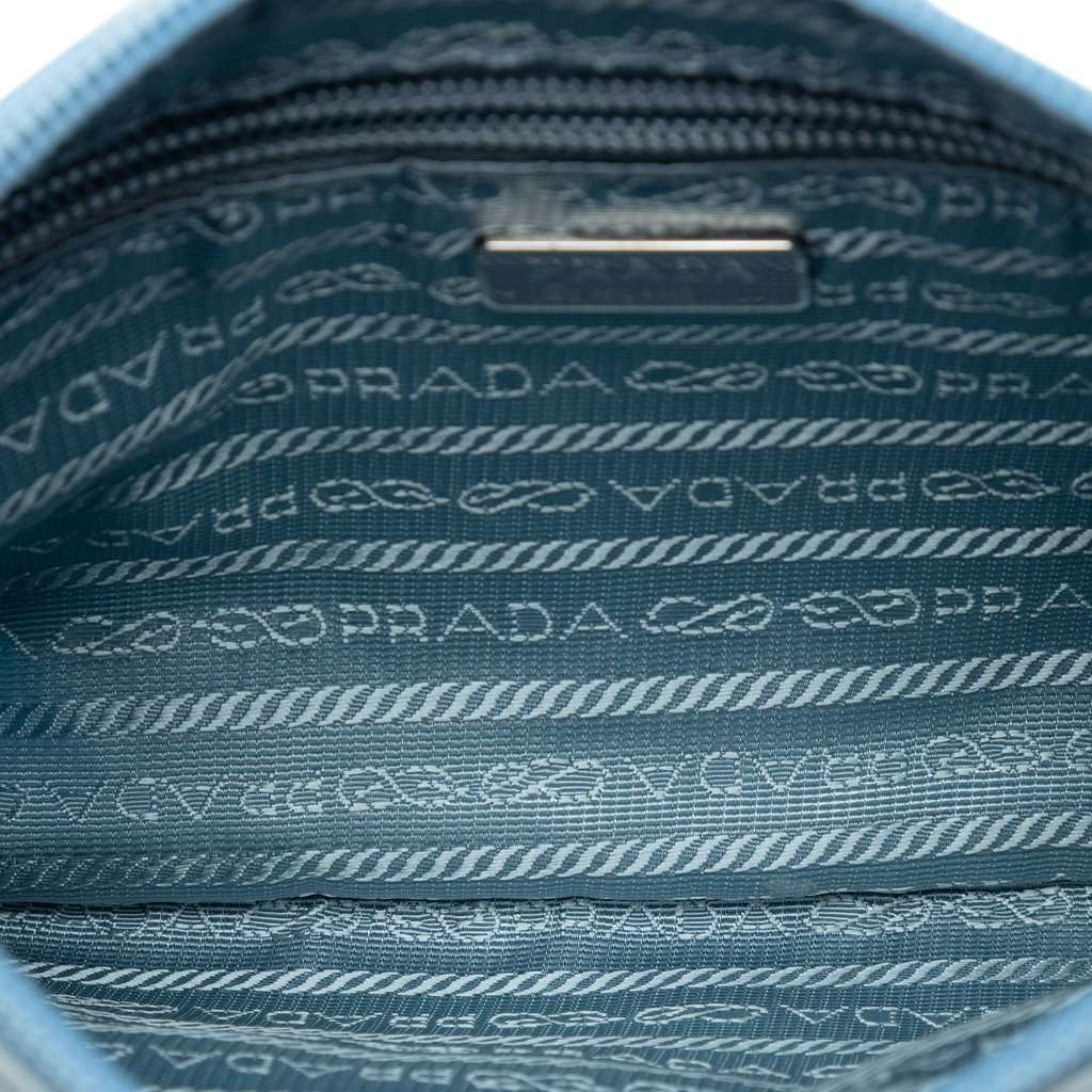 Prada Tessuto Pochette Blue Very good condition - Model View