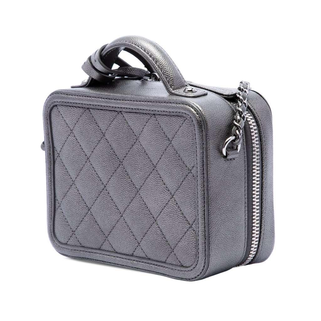 Chanel Small Metallic Caviar CC Filigree Vanity Case Grey Leather Very good condition - Back View