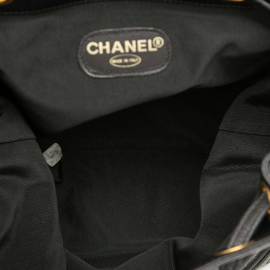 Chanel Caviar Triple CC Backpack Black Leather Very good - Model View