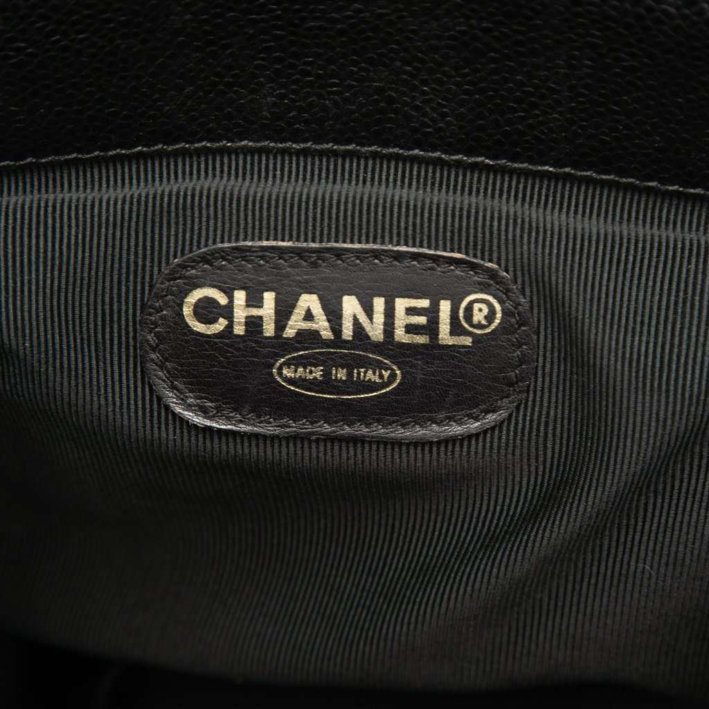 Chanel Caviar Triple CC Backpack Black Leather Very good - Box View
