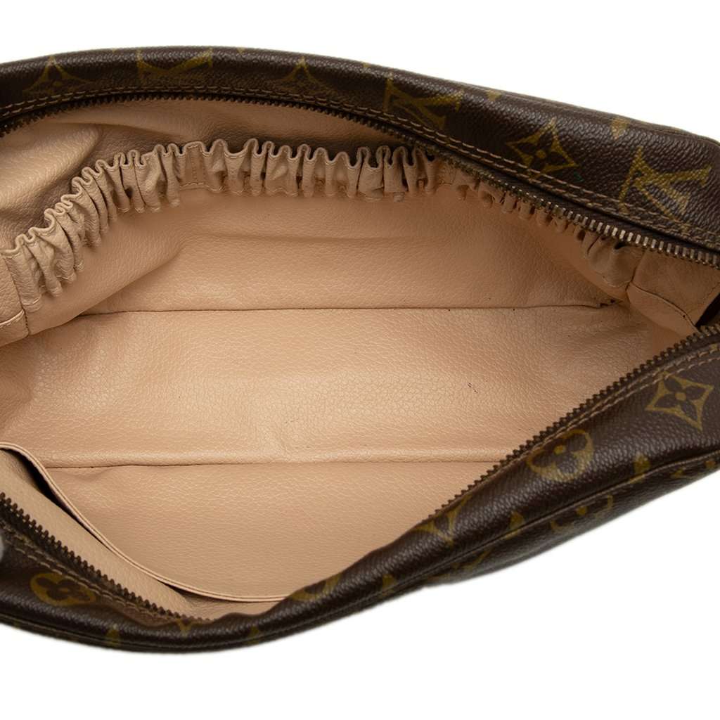 Louis Vuitton Monogram Trousse Toilette 28 Brown Very good - Model View
