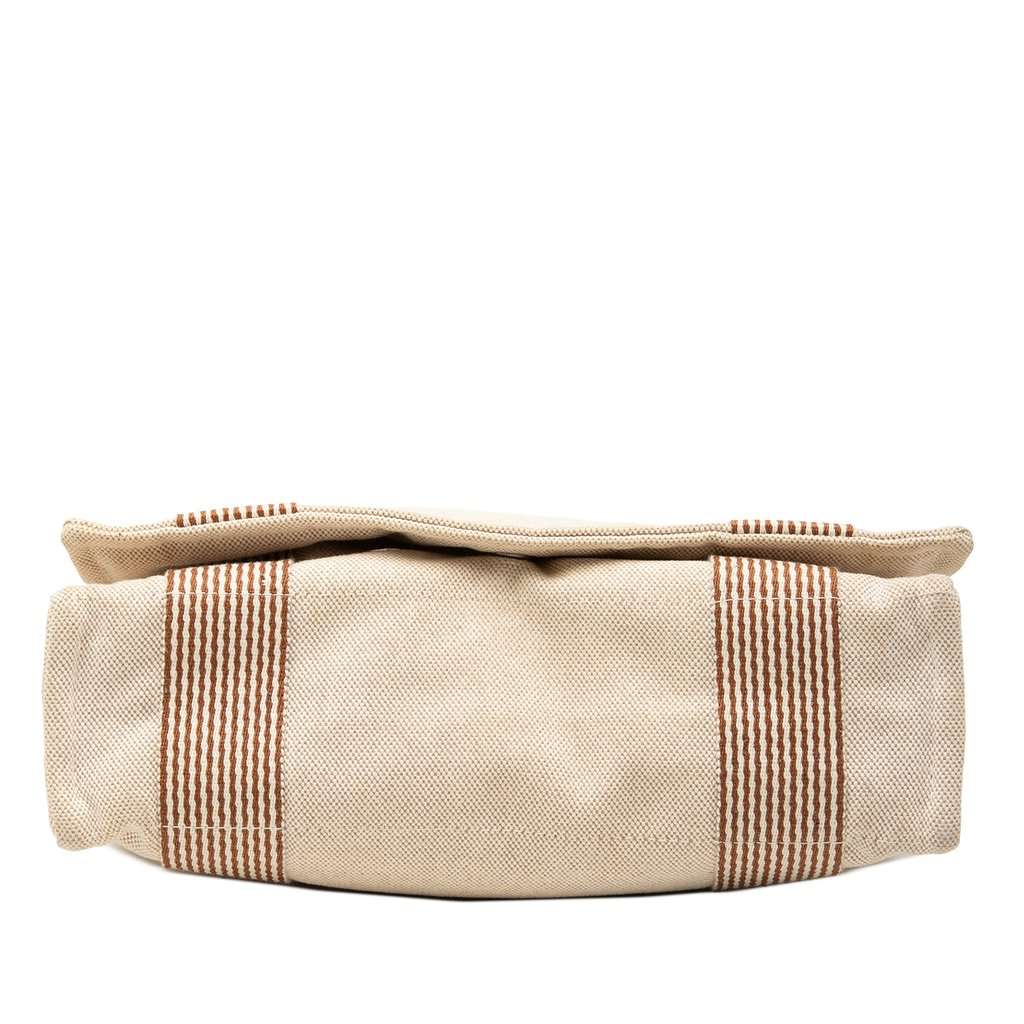 Hermès Canvas Fourre Tout Besace MM Beige Very good condition - Inside View