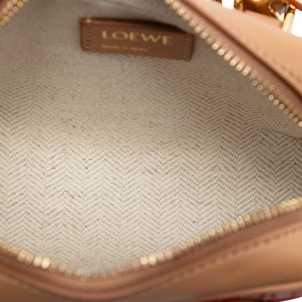 Loewe Nano Canvas Amazona Satchel Brown Very good condition - Model View