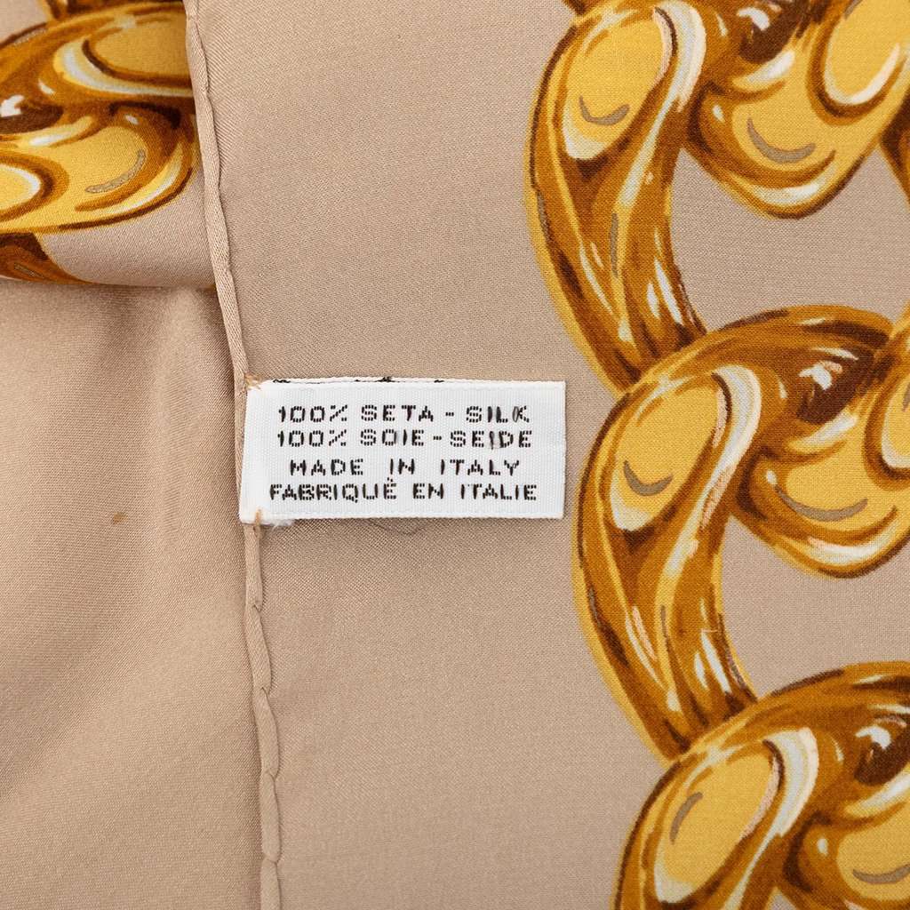 Chanel CC Camellia and Chain Silk Scarf 90 Brown Very good condition - Back View