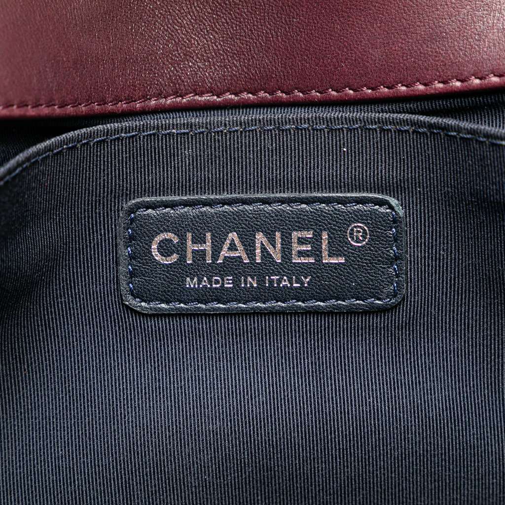 Chanel Old Medium Velvet and Tweed Boy Flap Red Very good - Box View