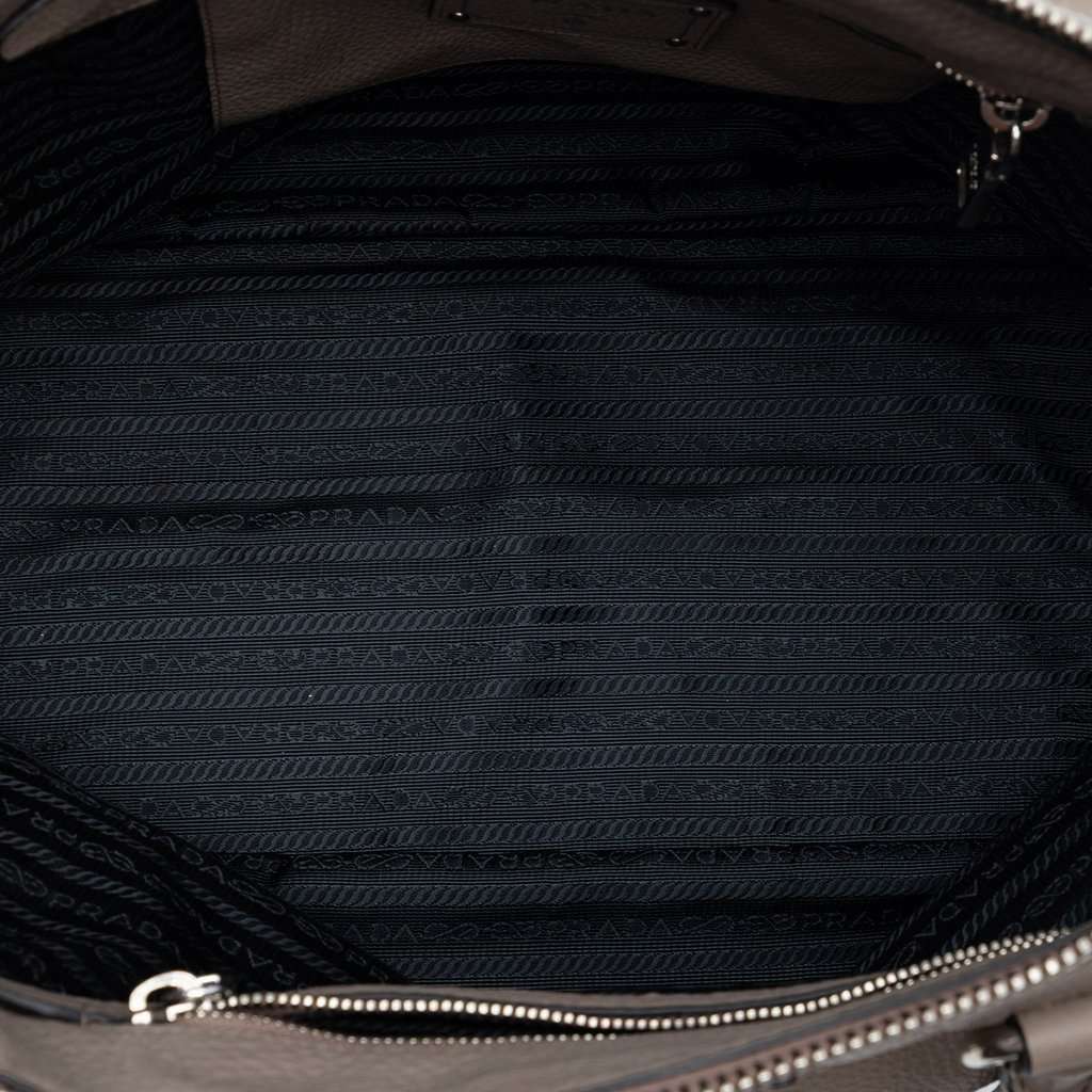 Prada Vitello Daino Double Handle Bag Brown Leather Very good condition - Model View