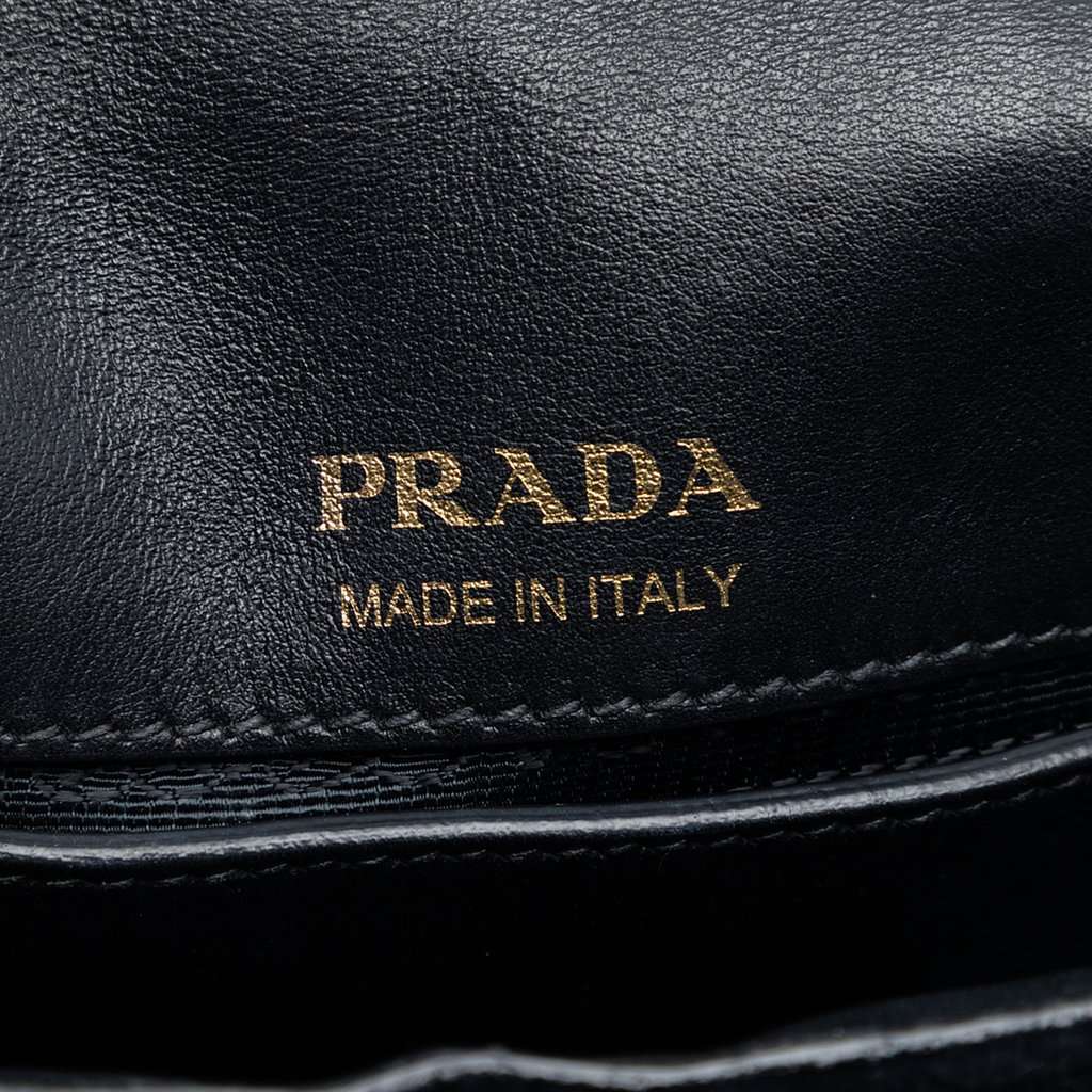 Prada Impuntu Velluto Corsaire Crossbody Black Very good condition - Box View
